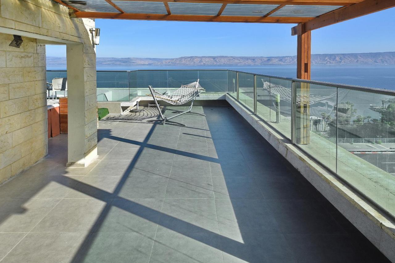 Nofim Suites Tiberias Exterior photo